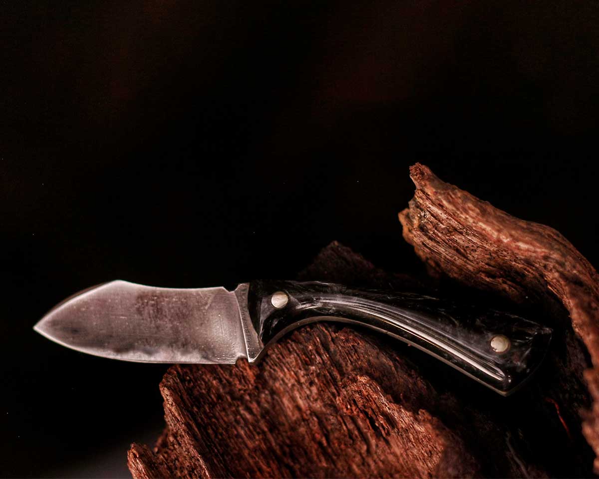 EDC_small_black_JUMA.jpg